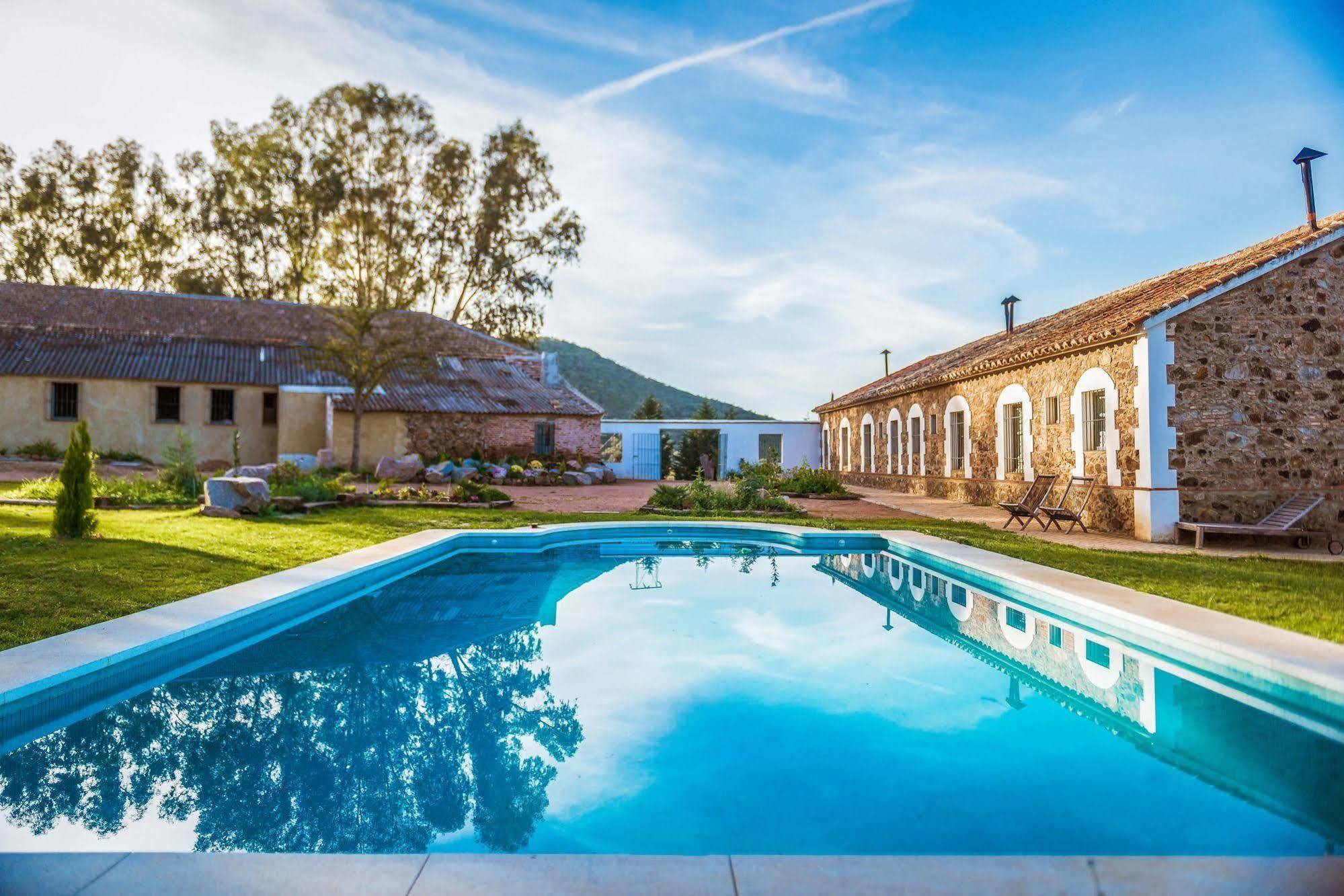 Balneario Aguas Villaharta Экстерьер фото