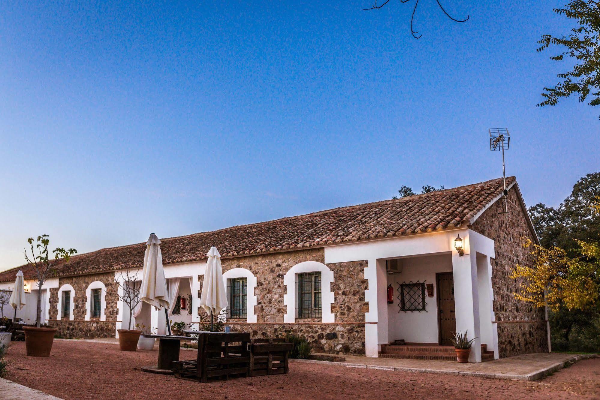 Balneario Aguas Villaharta Экстерьер фото