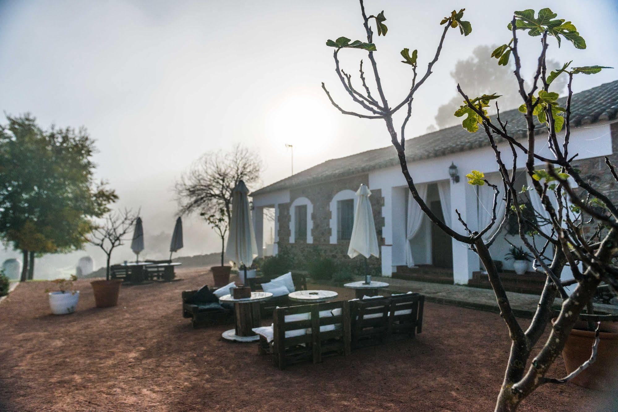 Balneario Aguas Villaharta Экстерьер фото
